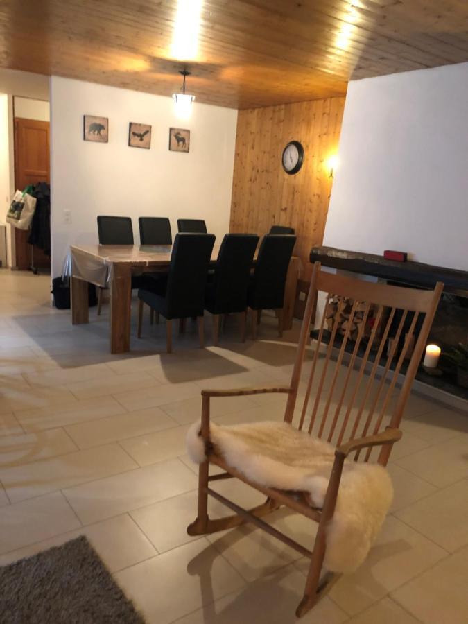 Orion C Av3 Apartman Ayent Kültér fotó