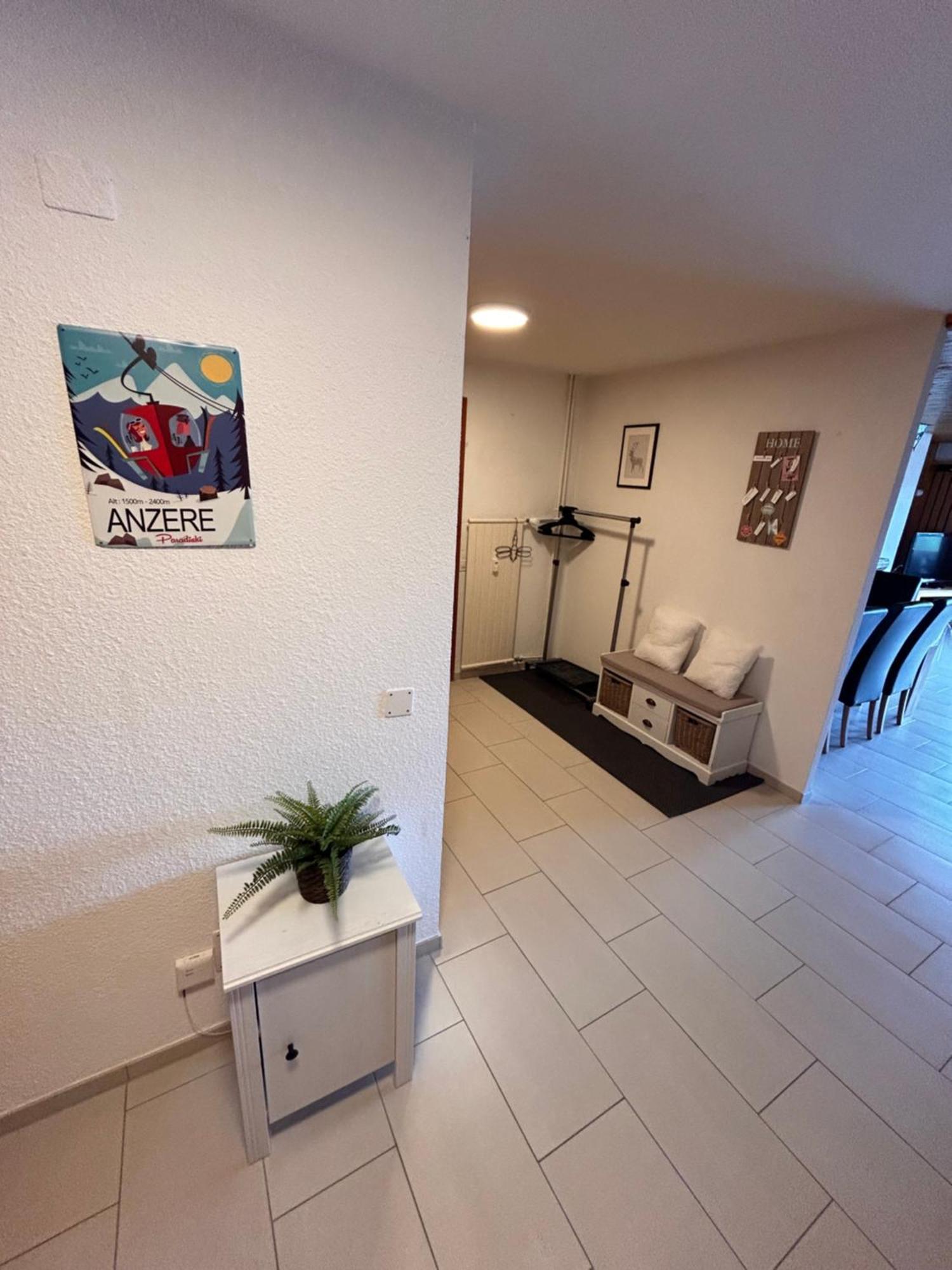 Orion C Av3 Apartman Ayent Kültér fotó